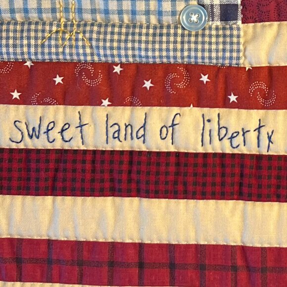 Handmade Folk Art CHICKEN USA FLAG Patchwork Appliqué Quilt Square Wall Hanging - Picture 3 of 11